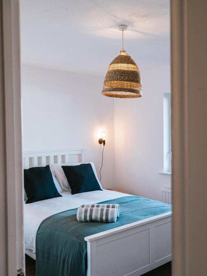 Tideaway - Cosy Seaside Village Bungalow Near Beach Castlerock Exterior photo